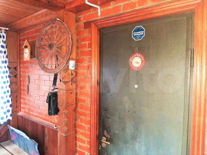 Дом 196 м² на участке 8 сот.