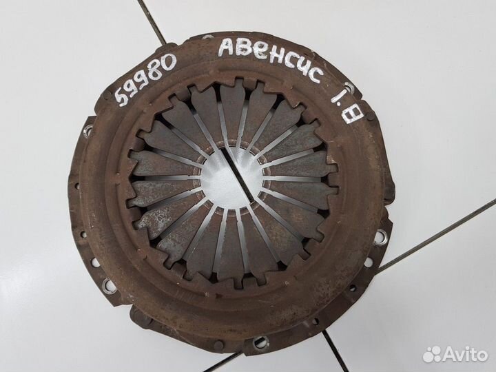 Корзина сцепления (Toyota Avensis)