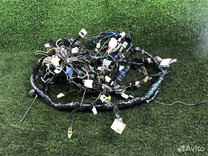 Проводка под торпедо Mitsubishi Outlander CW5W