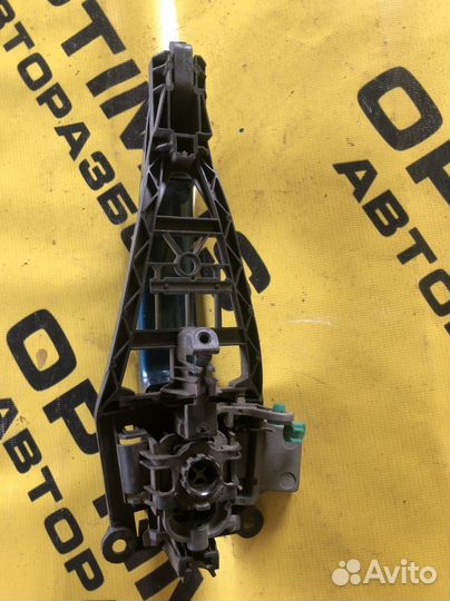 Передняя левая ручка Opel Astra H