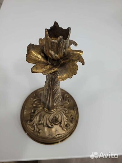 Подсвечник