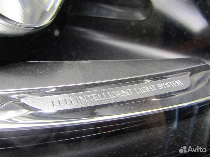 Фара правая Mercedes Benz GLC-Class X253 2015