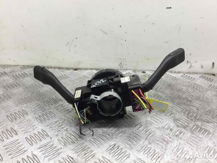 Переключатель подрулевой (стрекоза) Volkswagen Pas