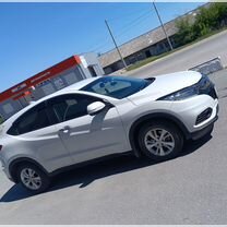 Honda Vezel 1.5 CVT, 2018, 60 000 км, с пробегом, цена 2 255 000 руб.