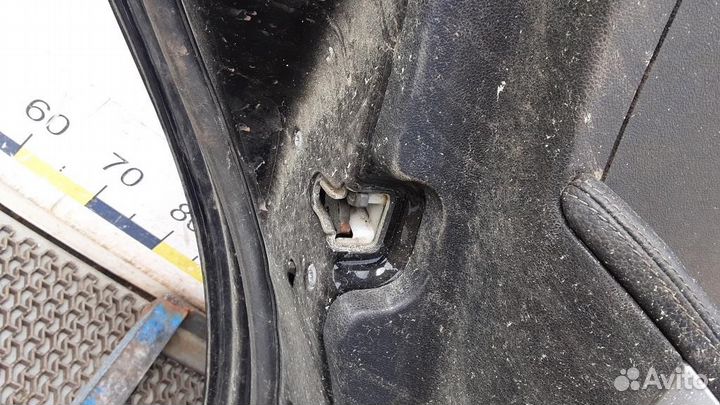 Дверь задняя левая Mercedes-Benz M-Class