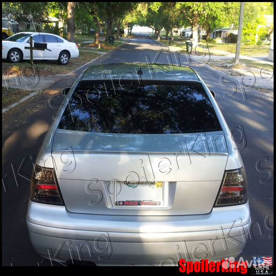 Спойлер заднего стекла Volkswagen Bora Jetta mk4