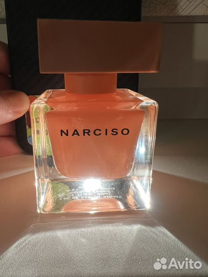 Narciso Rodriguez ambree, белый кубик