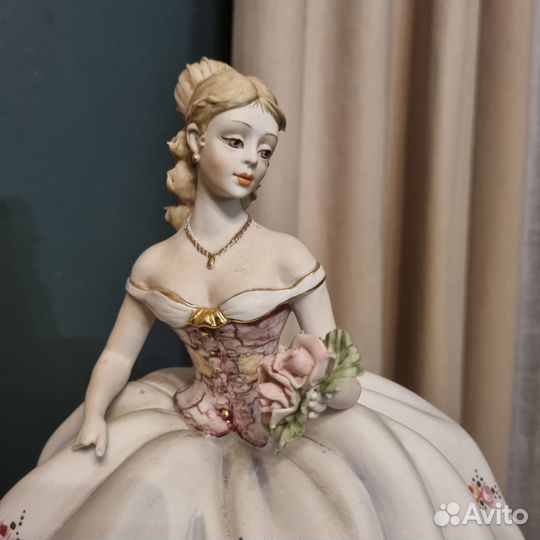 Статуэтка Италия