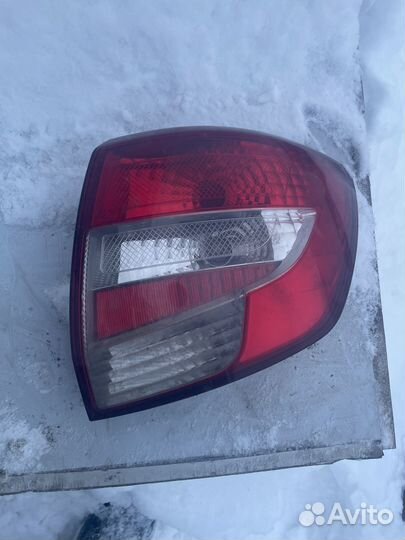 Фонарь правый LADA granta седан