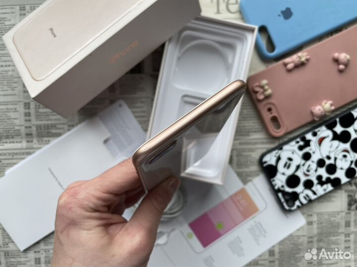 iPhone 8 Plus, 64 ГБ