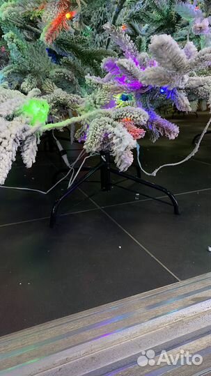 Ёлка искусственная ‘Версаль’, с лампочками, литая