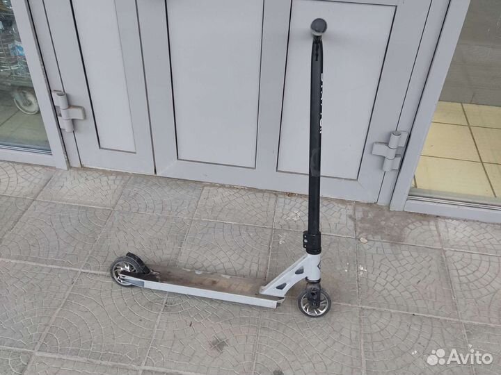 Трюковой самокат