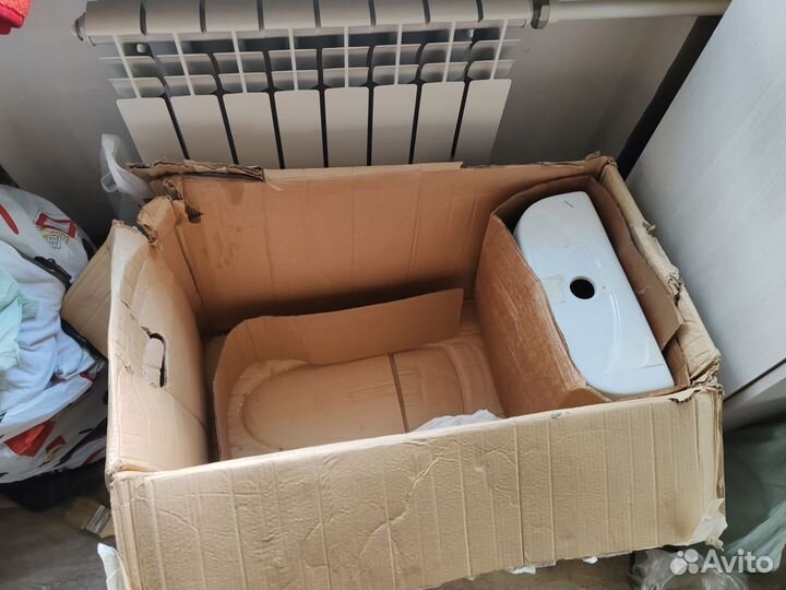 Унитаз с бачком новый