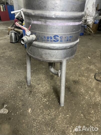 Емкость из пищевой нержавейки