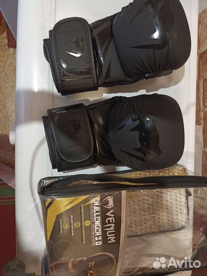 Перчатки венум mma