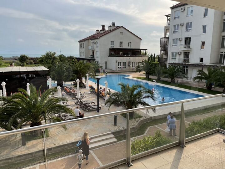 Квартира-студия, 56 м², 2/5 эт.