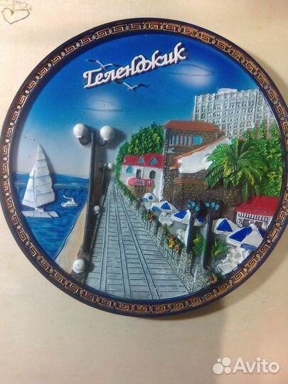 Продам Сувенирные Тарелки
