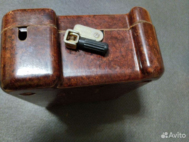 Старинный телефонный аппарат та-57