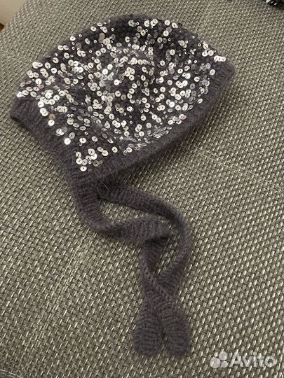 Женский чепчик с пайетками