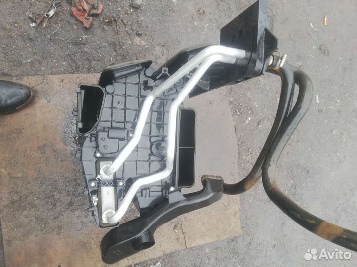 Радиатор печки отопителя на УАЗ Патриот