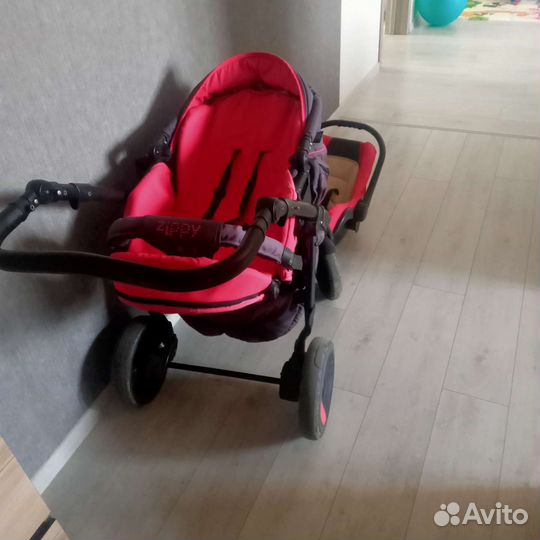 Прогулочная коляска 3 в 1 zippy