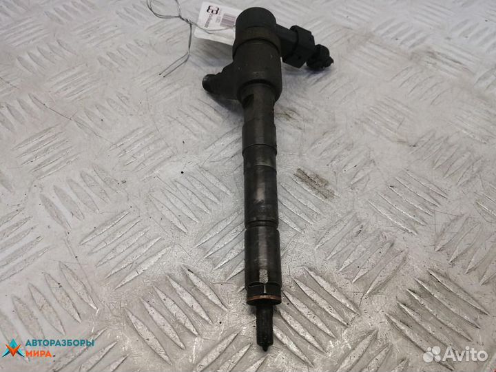 Форсунка Opel Combo 3 (C) рест. 2005 93183910