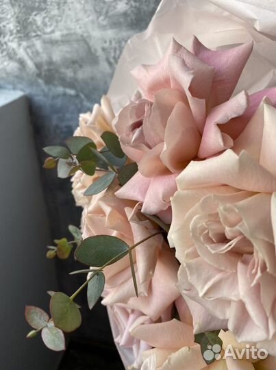 Кружевные розовые розы