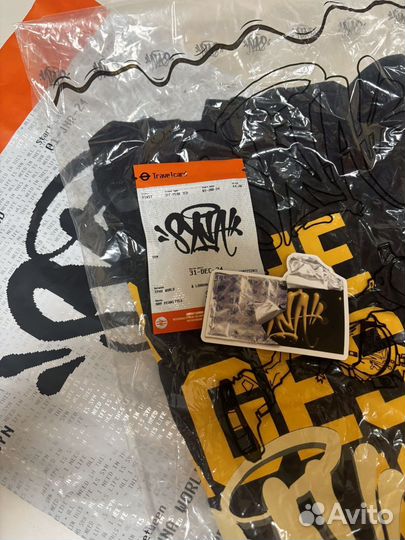 Футболка synaworld