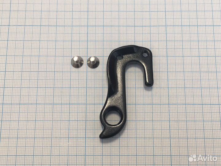 Держатель заднего переключателя на Cube