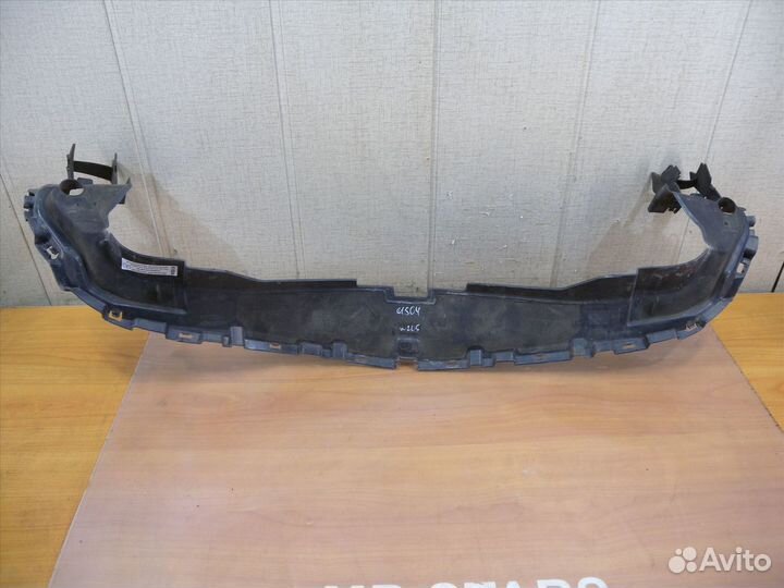 Дефлектор радиатора Mercedes W205 Мерседес в205