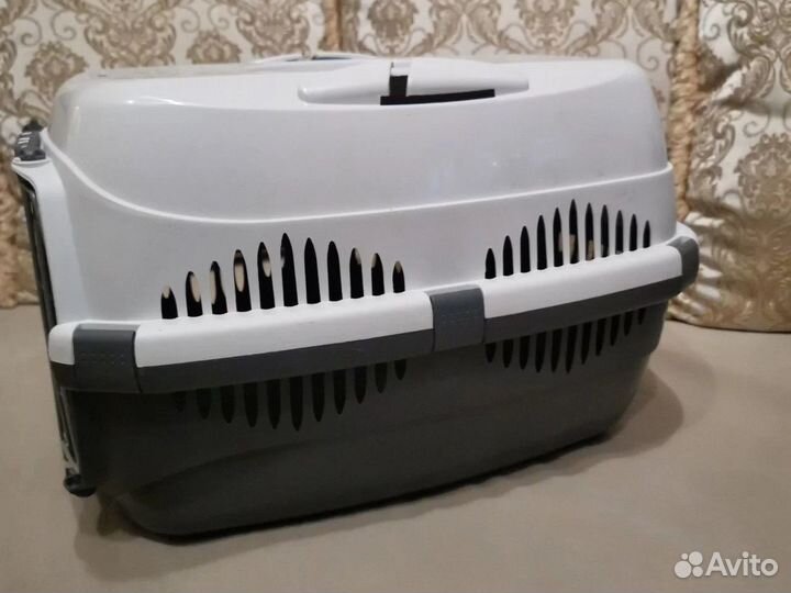 Переноска для собак и кошек 38х25х25