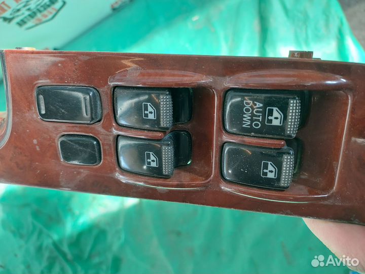 Блок уп. стеклоподъёмниками Hyundai Sonata EF