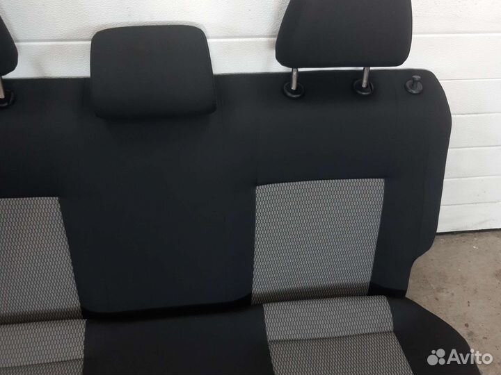 Задние сидения Volkswagen polo седан 5
