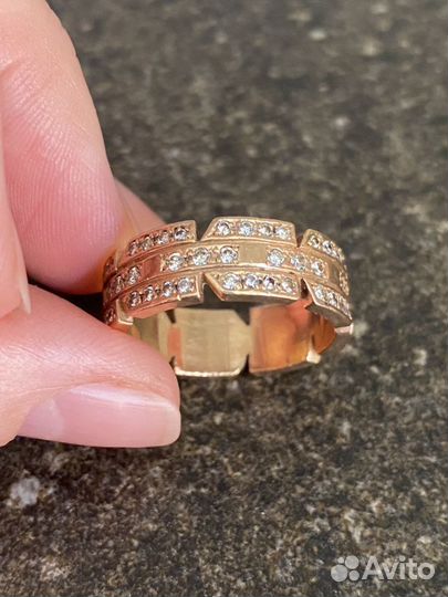 Золотое кольцо с бриллиантами Cartier