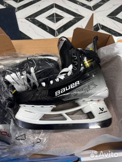 Коньки хоккейные bauer Vapor HyperLite2
