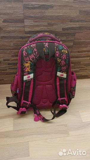 Рюкзак школьный