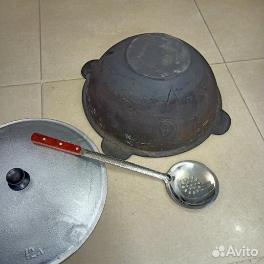 Казан с шумовкой