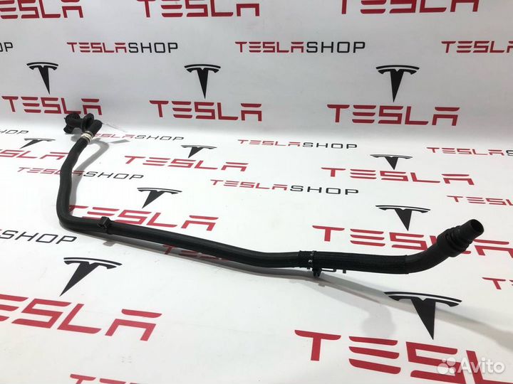 Шланги охлаждающей жидкости Tesla Model X 2019