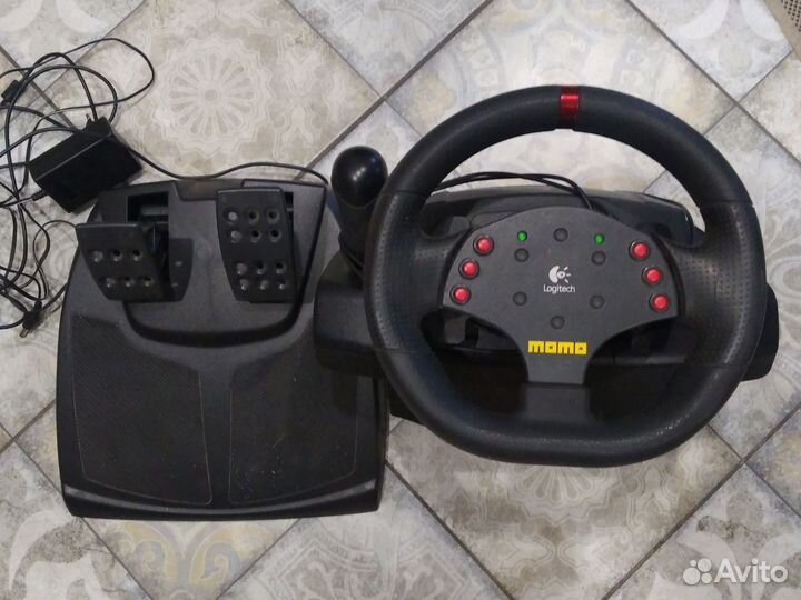 Игровой руль Logitech