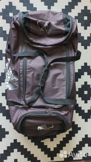 Хоккейный баул на колесах большой