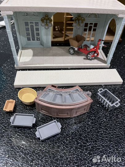 Магазин и семья Sylvanian Families