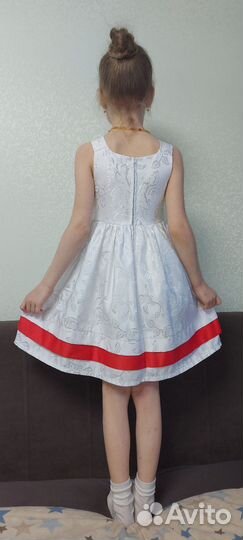 Платье праздничное для девочки 110