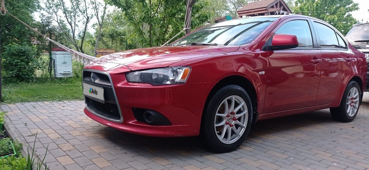 Mitsubishi Lancer: фото владельца