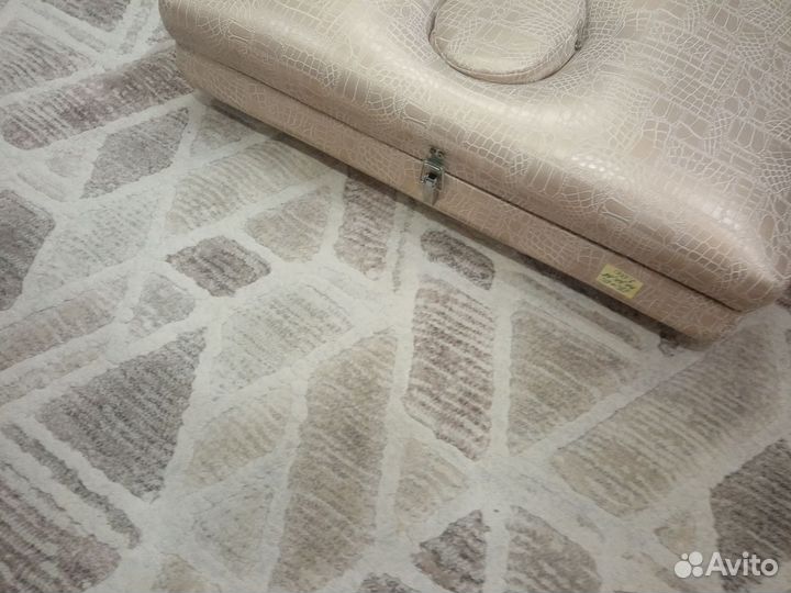 Массажная кушетка складная с отверстием