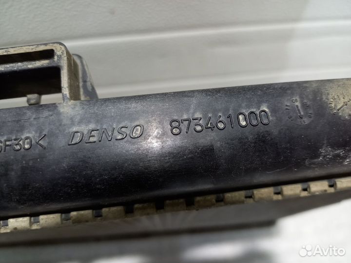 Радиатор охлаждения двс Citroen C3 Picasso 1