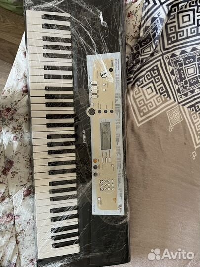 Синтезатор yamaha psr r200