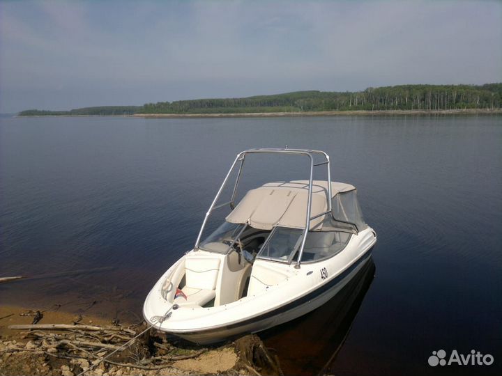 Катер Bayliner Capri
