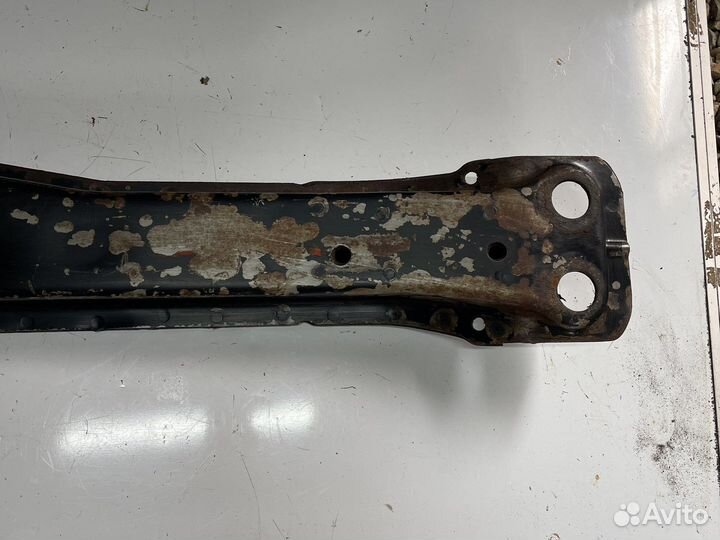 Поперечная балка libero cb4w 4g92