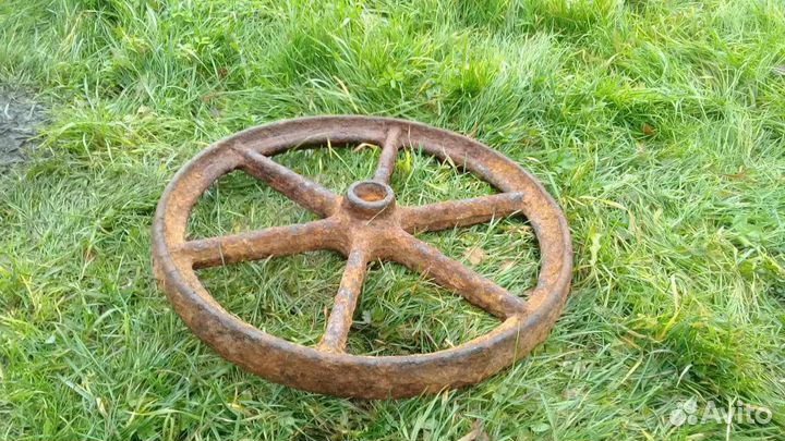 Старинное колесо