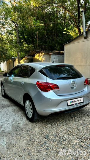 Opel Astra 1.6 МТ, 2013, 149 000 км